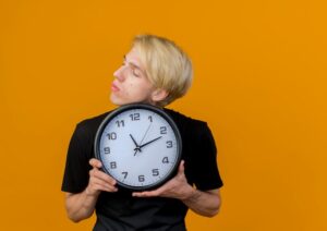 Wie Viel Uhr Ist Es In 16 Stunden? So berechnet man die Uhrzeit nach einer bestimmten Zeitspanne