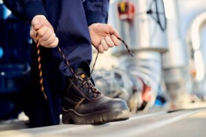 Ab Wann Darf Man Einen Bootsführerschein Machen? Voraussetzungen, Mindestalter und Schritte zum Erwerb eines Bootsführerscheins