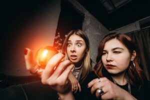 Worauf Basiert Stranger Things? Die Inspirationen hinter Stranger Things erklärt